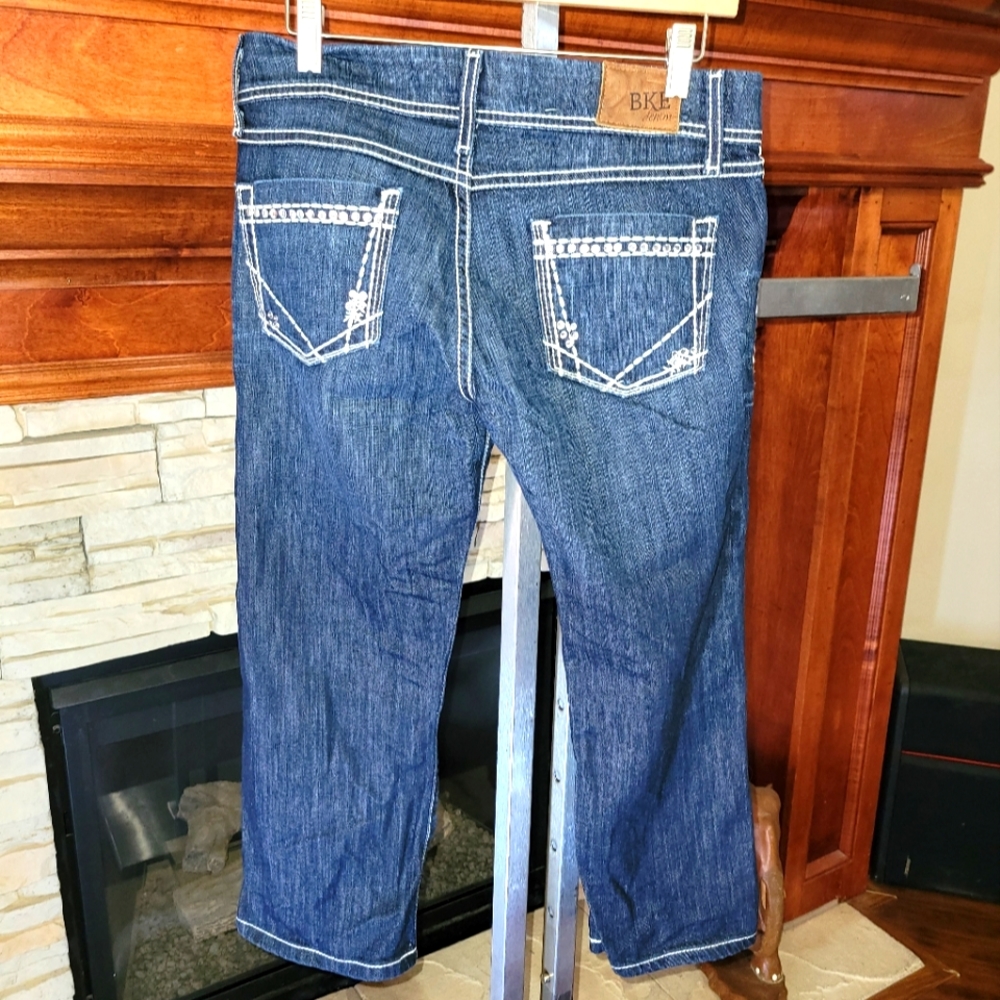 BKE Starlight capris size 28